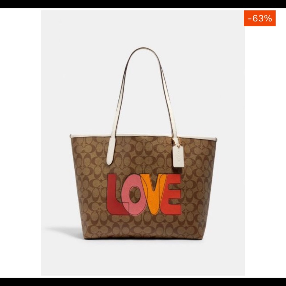 🌟NWT - 🌟Coach Love Tote